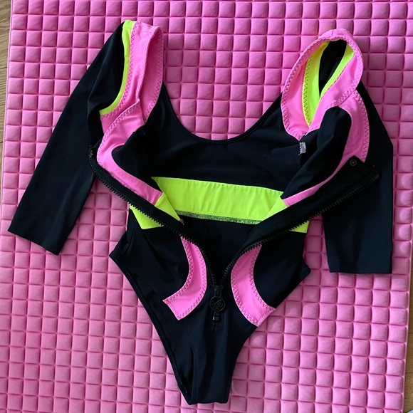 NWOT Agent Provocateur Sindy One Piece Neon swimsuit. - Picture 4 of 5
